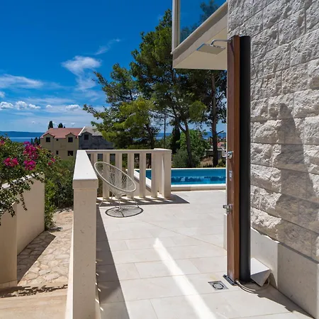 Bruna Villa Sumartin