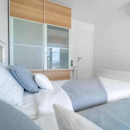 Bruna Villa Sumartin